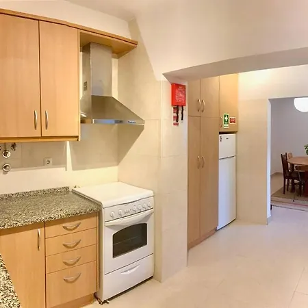 Cozy House W/ Garden In * Cascais